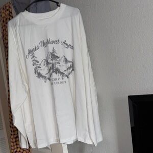ASOS Curve  XL Alaska Northwest America Graphic Long Sleeve Tee - White